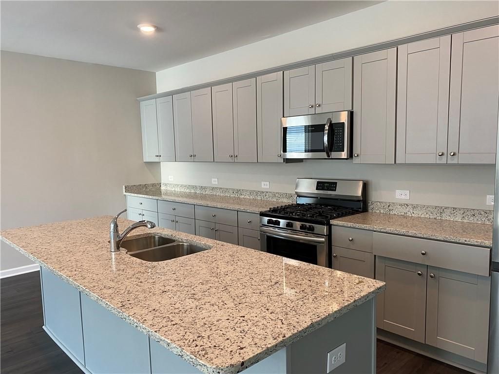 Building Photo - 4402 Grosbeak Dr