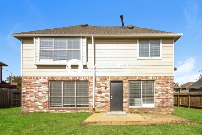 Building Photo - 3 Bedroom Pet-Friendly Home in HOUSTON, TX with Main Street Renewal