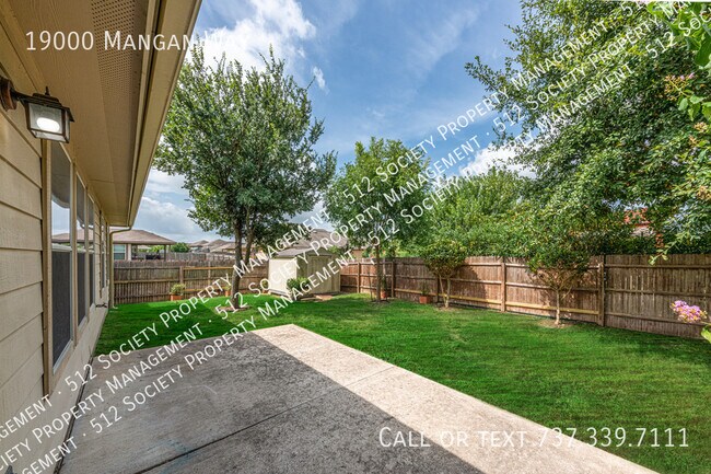 Building Photo - 19000 Mangan Way