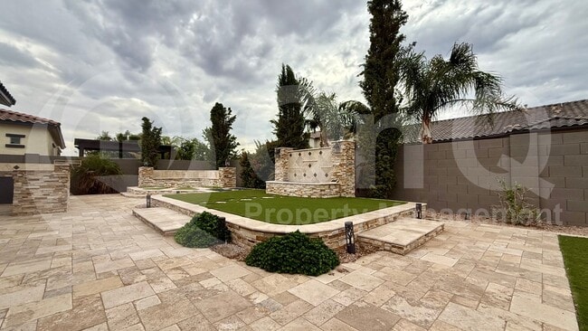 Building Photo - 5284 S Joshua Tree Ln