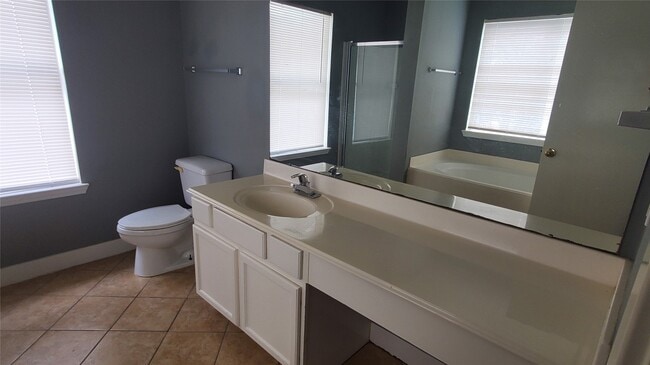 Building Photo - 6207 Spruce Bough Ct