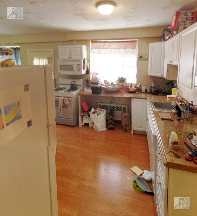 Building Photo - 1 bedroom in Brookline MA 02446