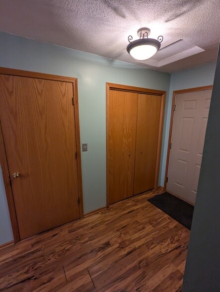 Back hall from back door - 6186 S Pointe Dr SW