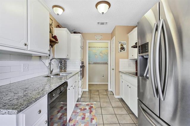 Building Photo - 6813 Hadley Dr