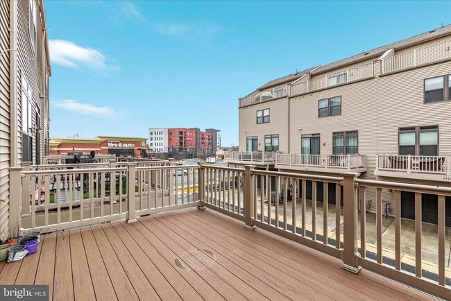 Building Photo - 44735 Medway Ter