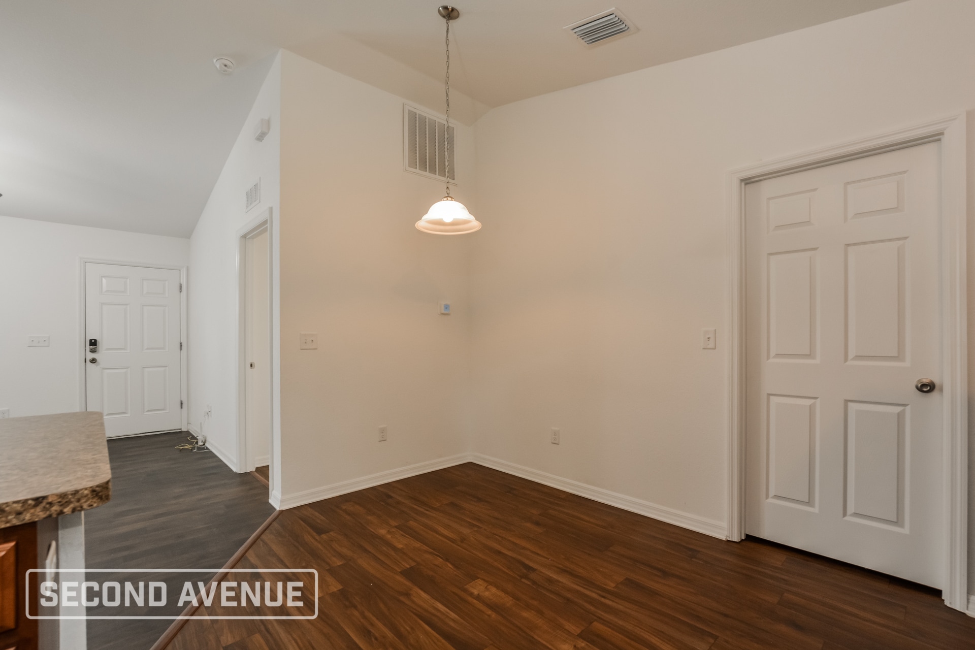 Building Photo - 15905 SW 52nd Ave Rd