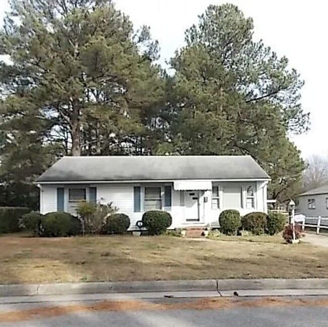 Primary Photo - 502 Macon St S