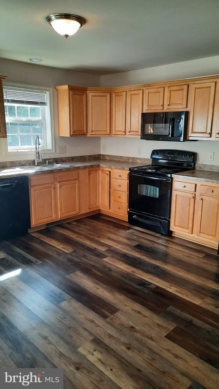 Building Photo - 207 Antilles Court