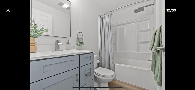 Building Photo - 325 W Haya St