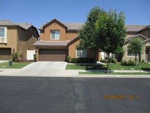 Building Photo - University Park - Gated Community