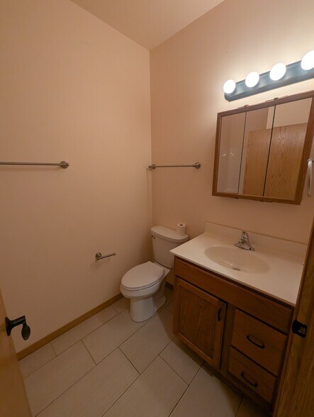 Building Photo - 6617 Scattergood Ln