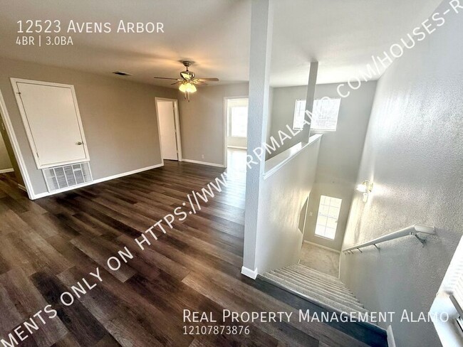 Building Photo - 12523 Avens Arbor