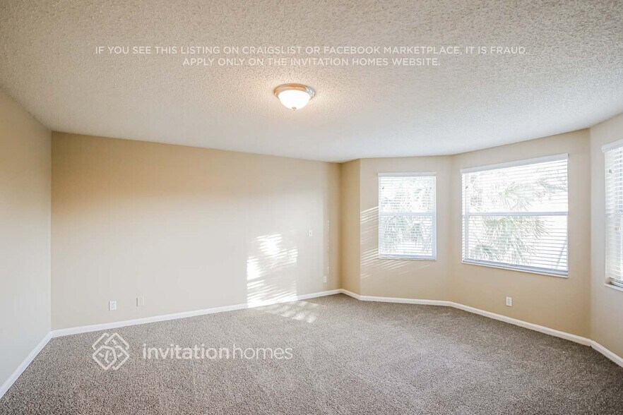 Building Photo - 7580 Belmonte Blvd