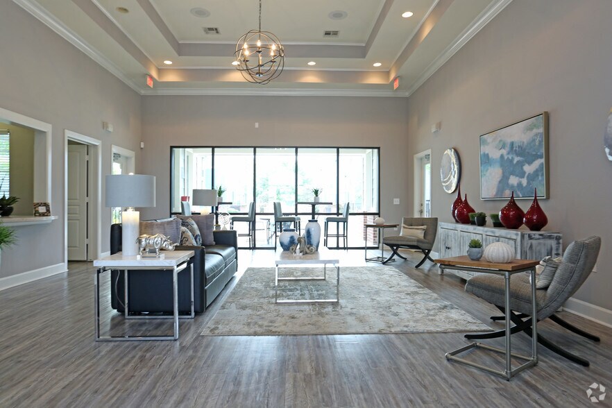 Lobby - Park North