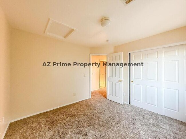 Building Photo - 6874 W Blackhawk Dr