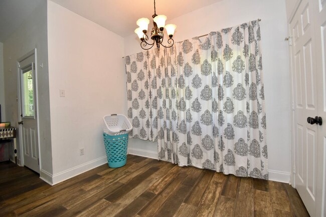 Building Photo - 3 Bed, 2 Bath Home in Ruston