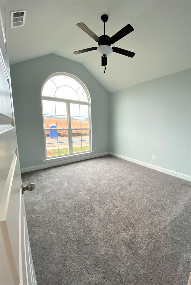 Building Photo - 2318 Bundoran Dr