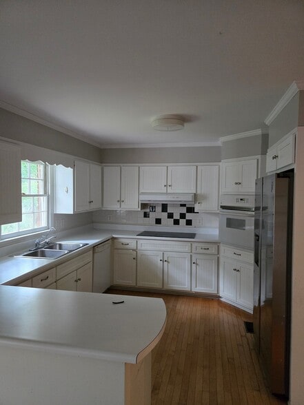Building Photo - 7195 Hunters Branch Dr NE