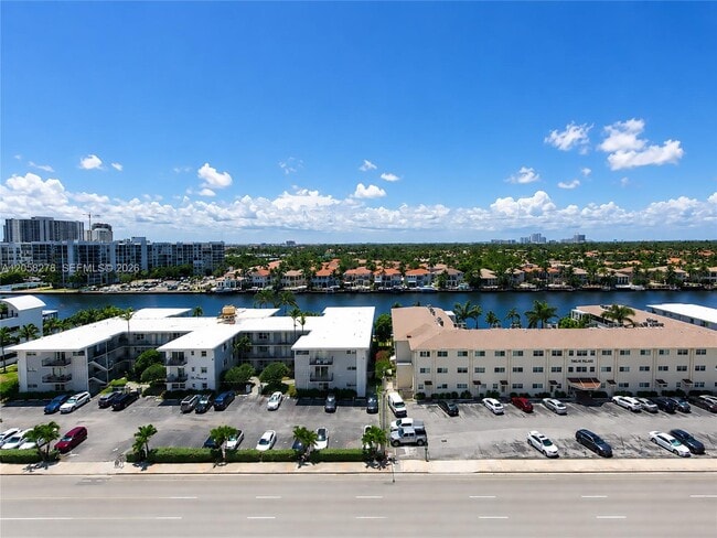 Building Photo - 2401 S Ocean Dr