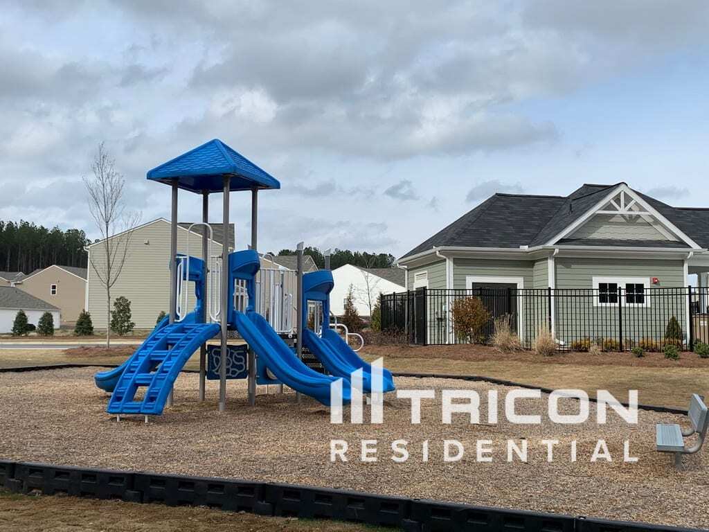 Building Photo - 315 Trail Winds Dr