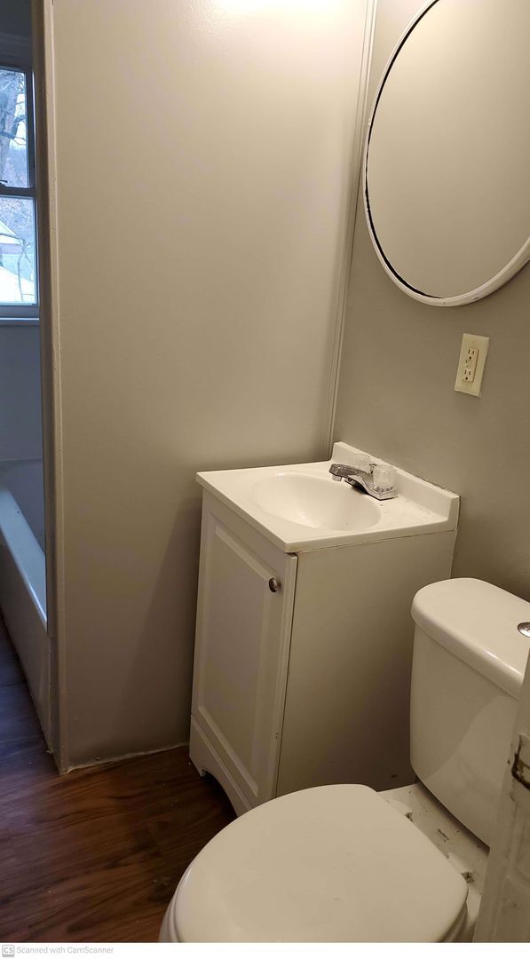 Building Photo - 132-134 Volkenand Ave