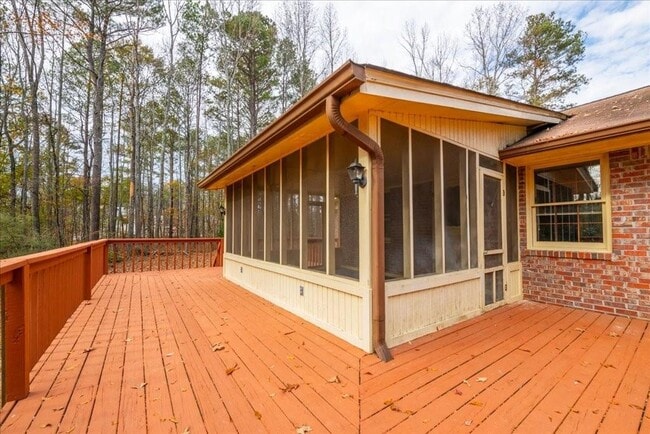 Building Photo - 4967 Macland Rd