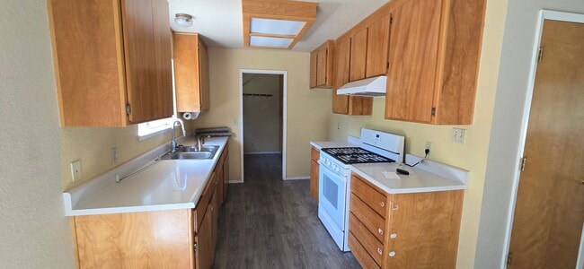 Building Photo - 2 bedroom home in Grass Valley