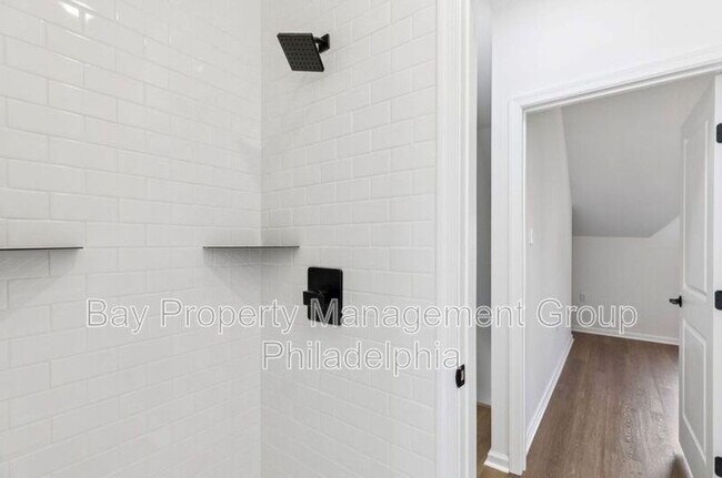 Building Photo - 7 N 50th St