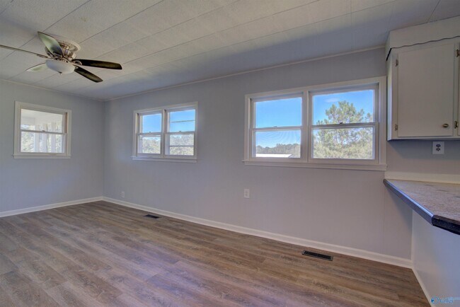 Building Photo - 6370 County Rd 91