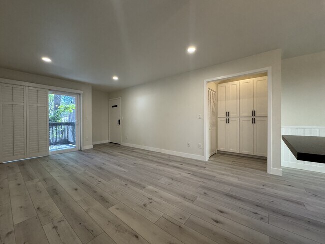 Building Photo - 3219 Colorado Ave