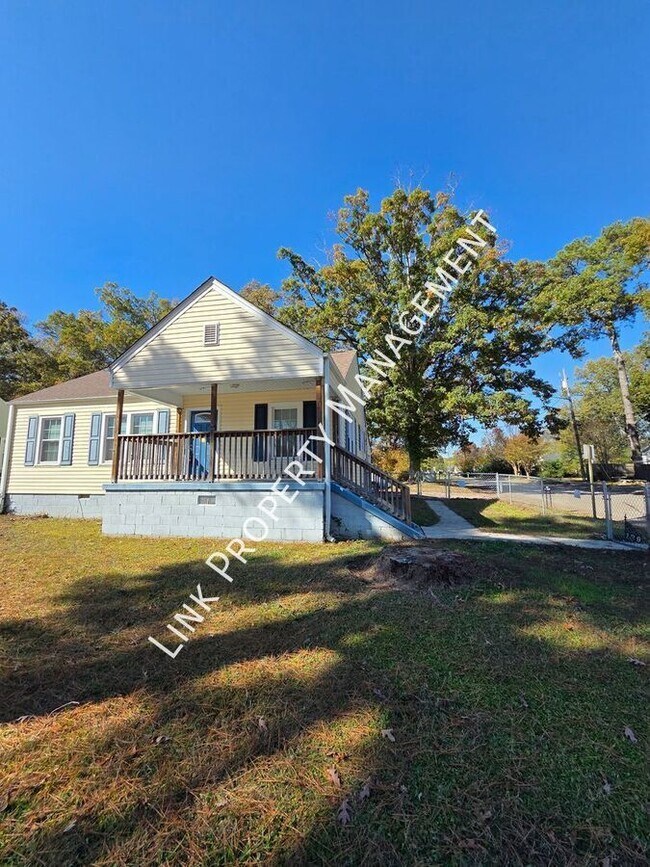 Building Photo - 129 N Moore Rd