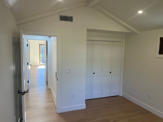 Building Photo - Completely Remodeled Home in Prime Los Gat...