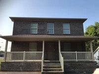 Building Photo - 201 Cherry Way