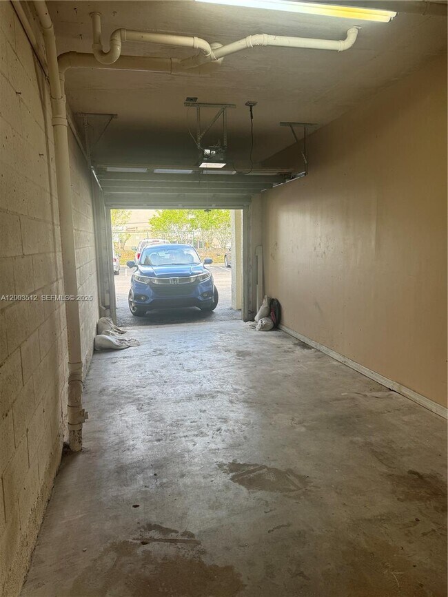 Building Photo - 1109 Belmont Ln