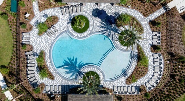 Building Photo - 3110 Gowan Dr