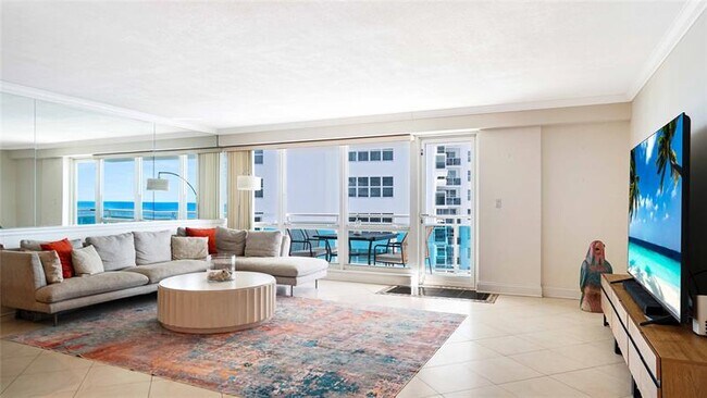 Building Photo - 3430 Galt Ocean Dr
