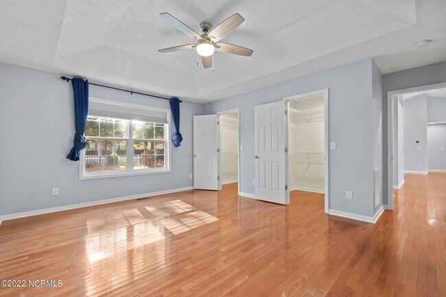 Building Photo - 120 Crimson Ct