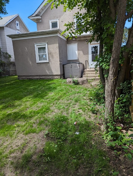 Primary Photo - 3122 N Morgan Ave