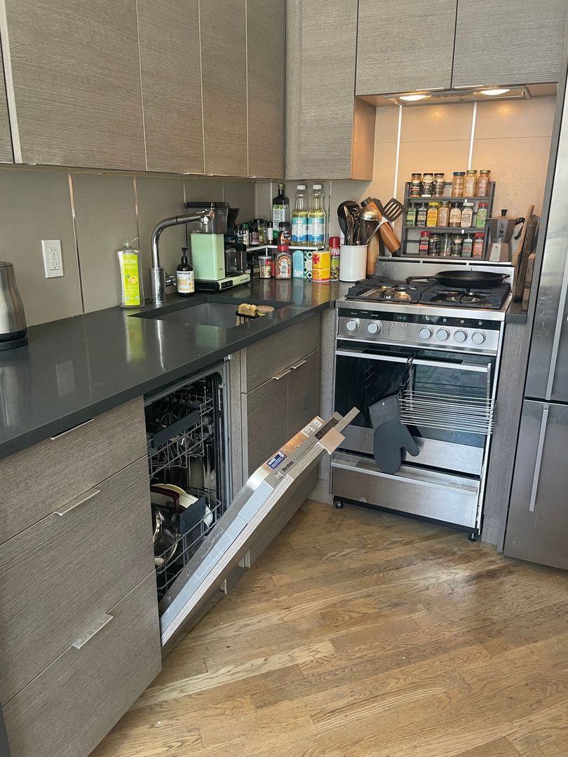 Building Photo - 1192 Bedford Ave