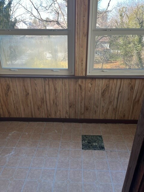 Building Photo - 100 Lauren Ave