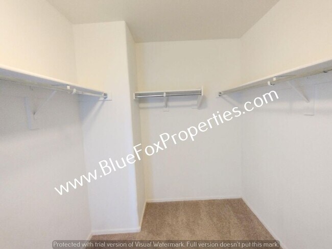 Building Photo - 432 R G Lee Pl