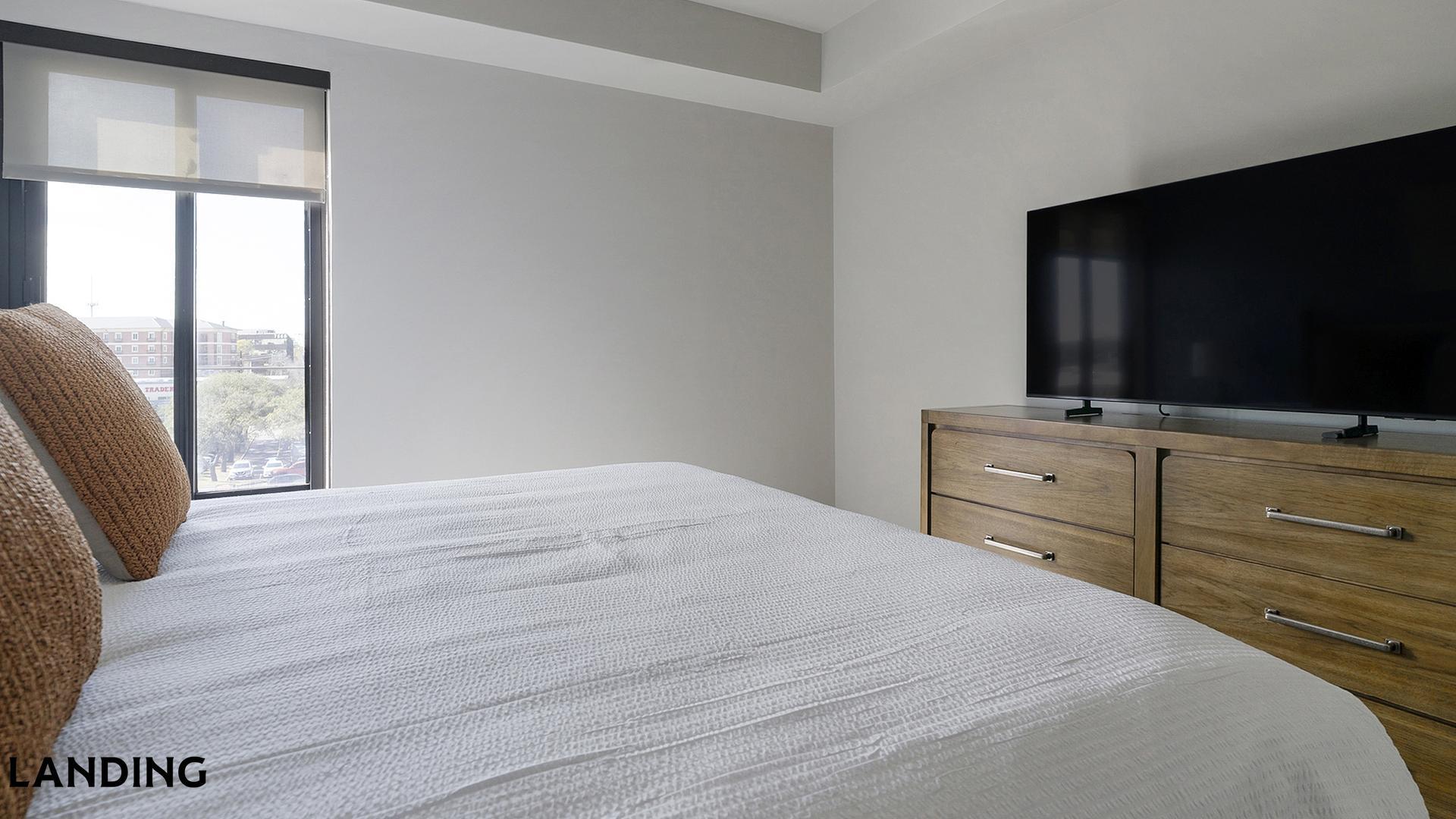 Building Photo - 1414 Wood Hollow Dr