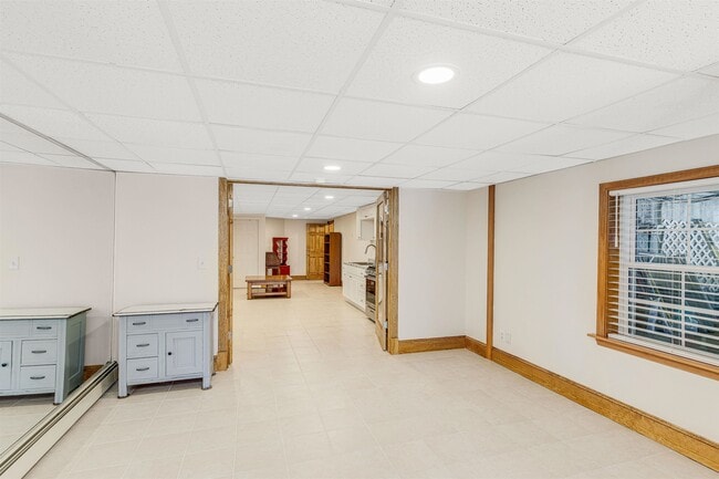 Building Photo - 19 Quimby Ct