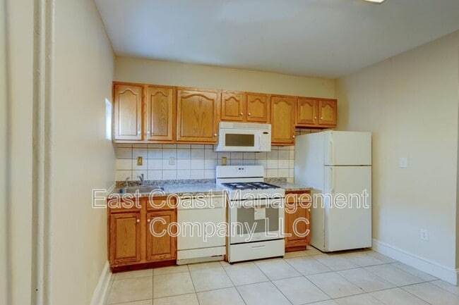 Building Photo - 837 Belgian Ave