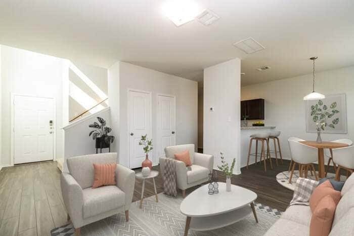 Building Photo - 4915 War Horse Dr