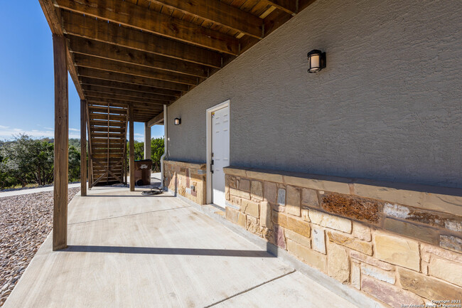 Building Photo - 26713 Snuggle Valley