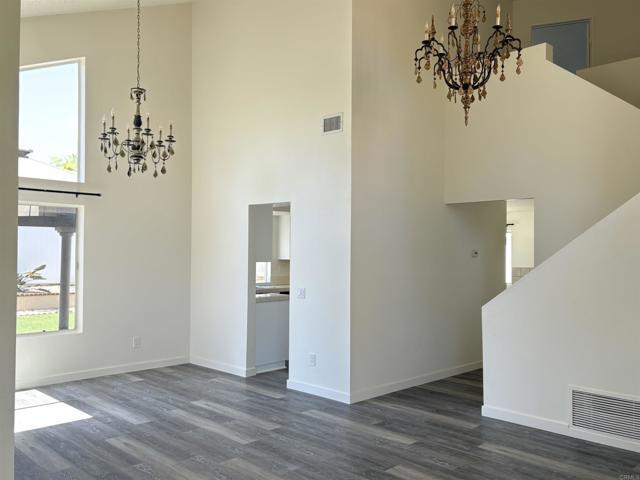 Building Photo - 735 Rivertree Dr