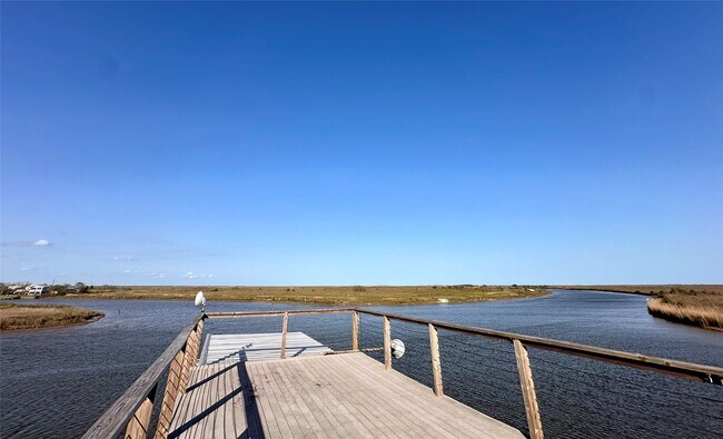 Building Photo - 395 Redfish Dr