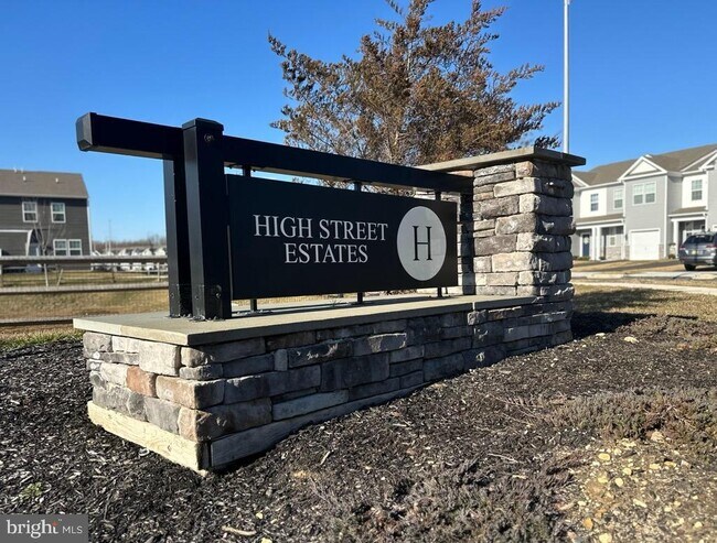 Building Photo - 117 Mazzeo Dr