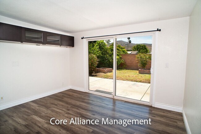 Building Photo - 3520 Hearst Dr
